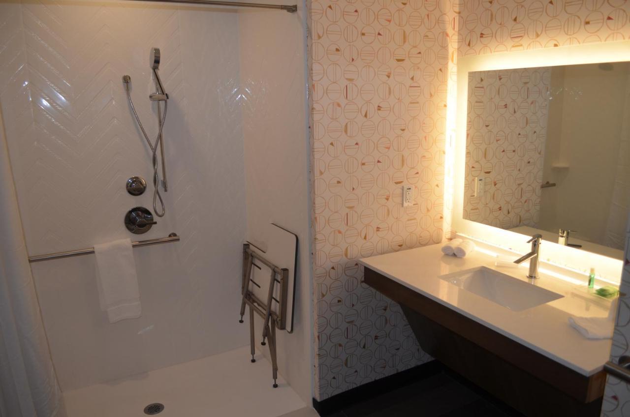 Holiday Inn - Nw Houston Beltway 8 By Ihg Eksteriør billede